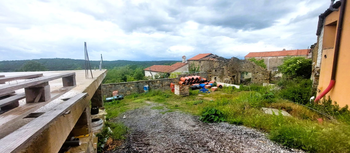 Lokacija: Obalno - kraška, Hrpelje - Kozina, Ocizla