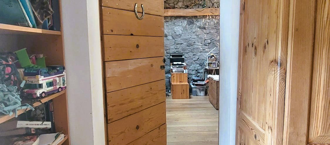Lokacija: Obalno - kraška, Sežana, Prelože pri Lokvi