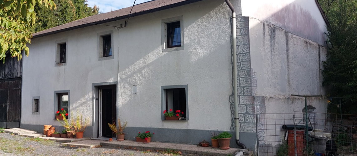 Lokacija: Obalno - kraška, Divača, Senožeče