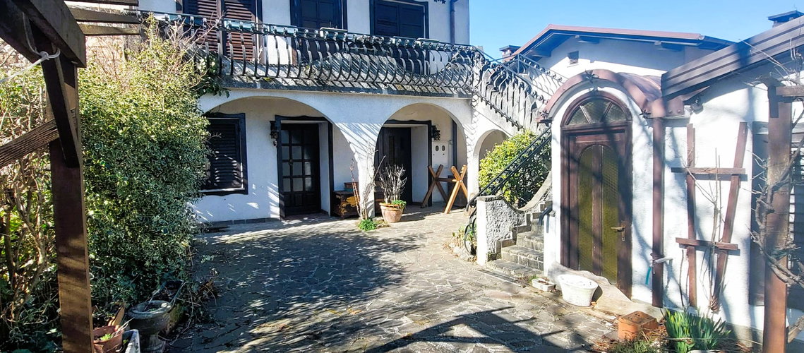 Lokacija: Notranjsko - kraška, Ilirska Bistrica, Knežak