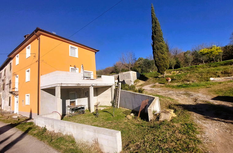 Location: Coastal-Karst, Koper, Srgaši