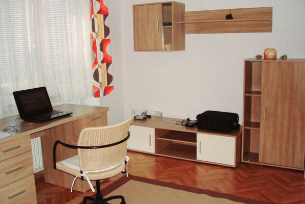 Lokacija: Podravska, Maribor, Center