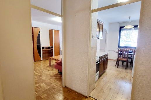 Lokacija: Podravska, Maribor, Center