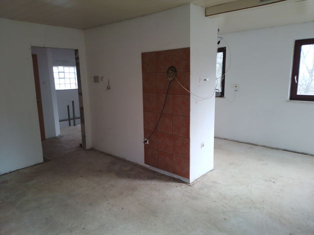 Lokacija: Podravska, Maribor, Bresternica