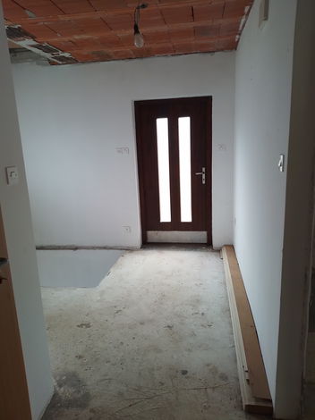 Lokacija: Podravska, Maribor, Bresternica