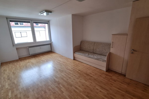 Lokacija: Podravska, Maribor, Center