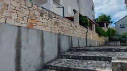 Lokacija: Hrvaška, Splitsko-dalmatinska županija, Supetar