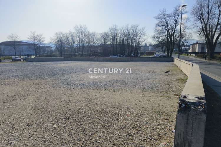 Lokacija: Ljubljana, Moste-Polje, Zalog