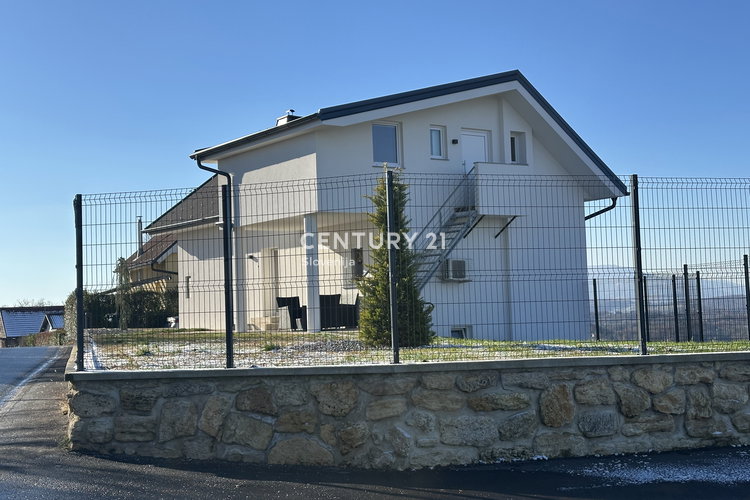 Lokacija: Podravska, Lenart, Zavrh