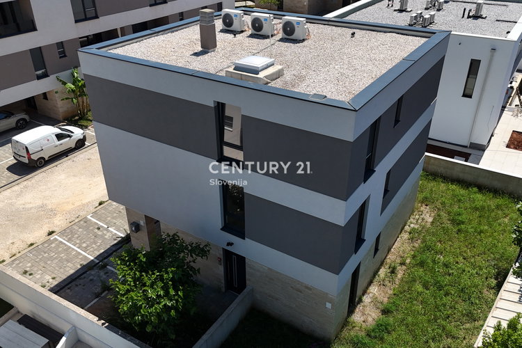 Lokacija: Hrvaška, Istarska županija, Pula, Štinjan