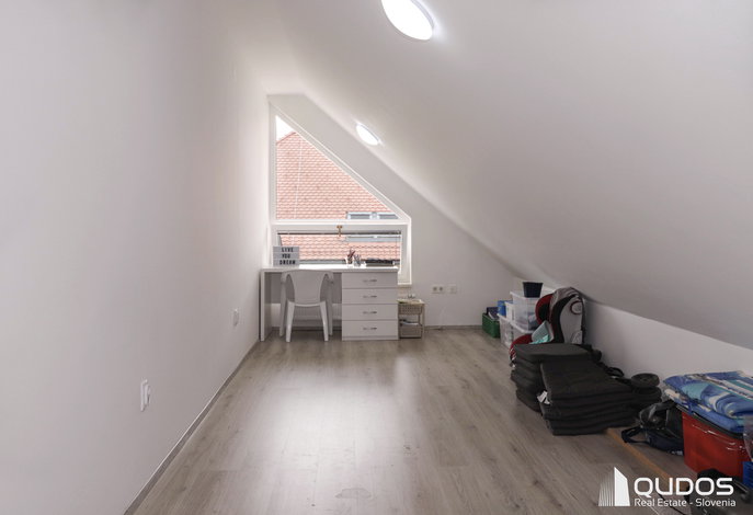 Lokacija: Gorenjska, Kranj, Kranj