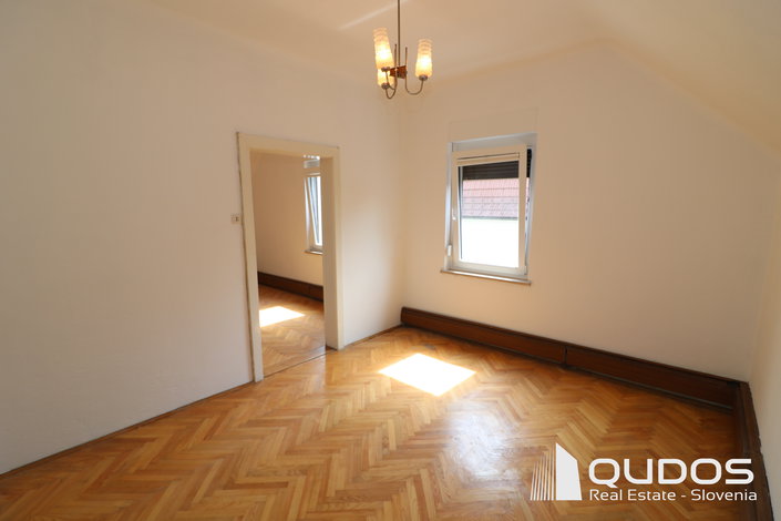 Lokacija: Ljubljana mesto, Vič-Rudnik, Rožna dolina