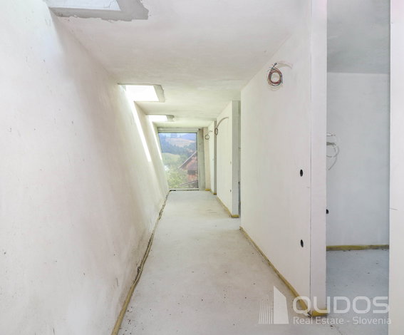 Location: Zasavska, Zagorje ob Savi, Izlake