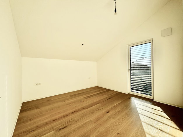 Lokacija: Ljubljana mesto, Bežigrad, Črnuče