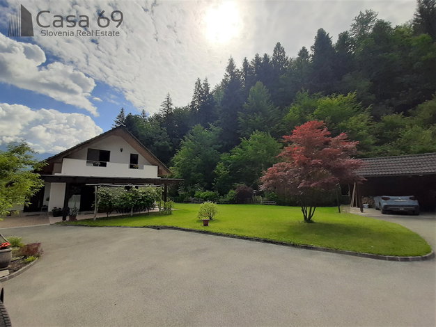 Lokacija: Gorenjska, Kranj, Letenice