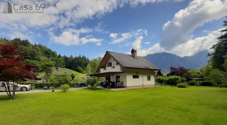 Lokacija: Gorenjska, Kranj, Letenice