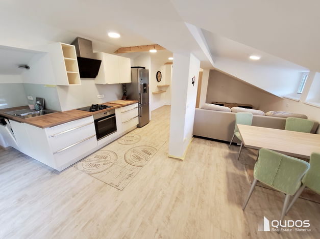 Lokacija: Ljubljana okolica, Log - Dragomer, Log pri Brezovici