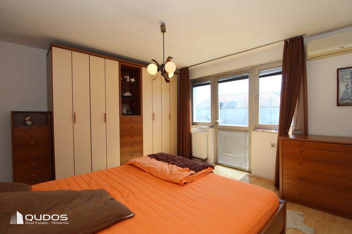 Lokacija: Ljubljana okolica, Dol pri Ljubljani, Dolsko