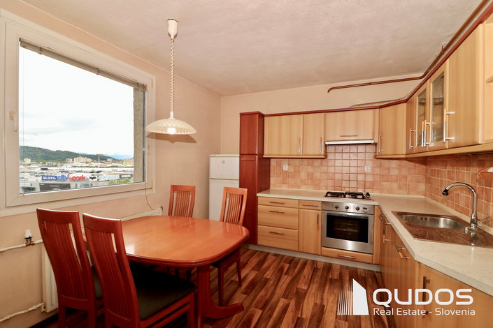 Lokacija: Ljubljana mesto, Moste-Polje, Nove Jarše