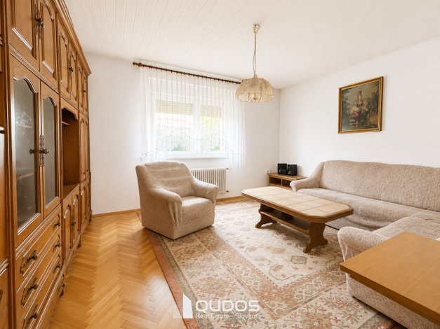 Lokacija: Podravska, Maribor, Tezno