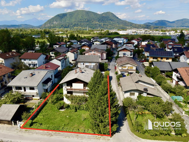 Lokacija: Ljubljana mesto, Šiška, Gunclje