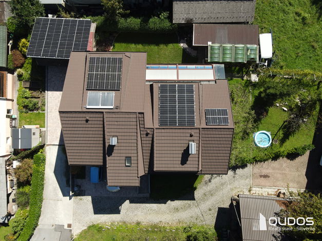 Lokacija: Ljubljana okolica, Log - Dragomer, Log pri Brezovici