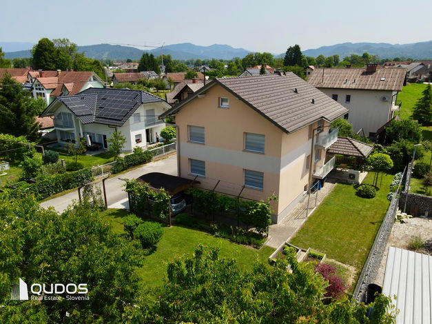 Lokacija: Ljubljana mesto, Moste-Polje, Sp. Zadobrova