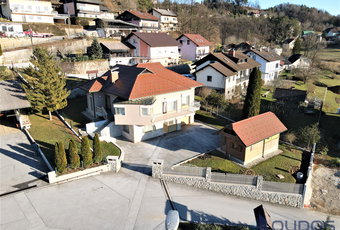 Lokacija: Ljubljana okolica, Grosuplje, Mali Vrh pri Šmarju