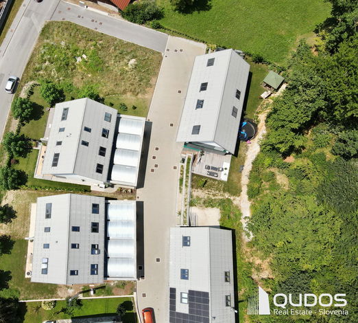 Lokacija: Ljubljana okolica, Vrhnika, Sinja Gorica