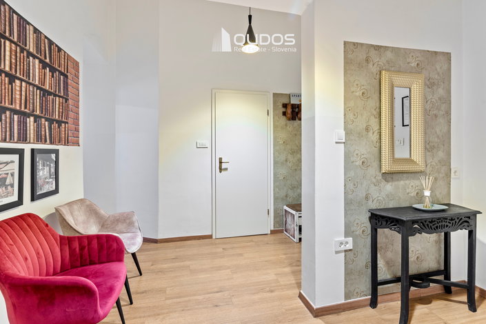 Lokacija: Ljubljana mesto, Center, Stara Ljubljana