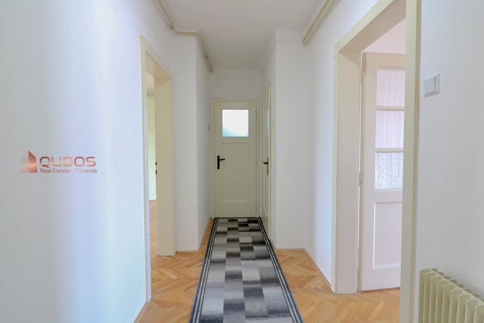 Lokacija: Ljubljana mesto, Vič-Rudnik, Brdo