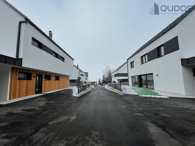 Location: Ljubljana okolica, Ig