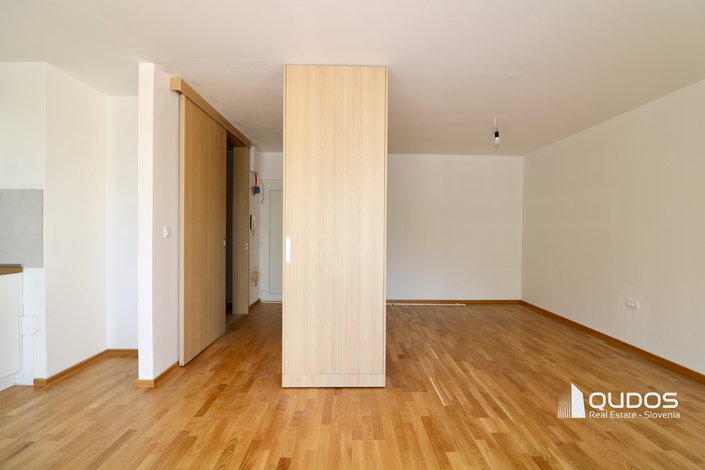 Lokacija: Ljubljana mesto, Šiška, Šiška