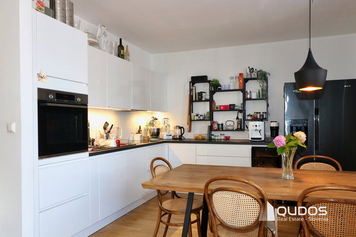 Lokacija: Ljubljana mesto, Center, Center