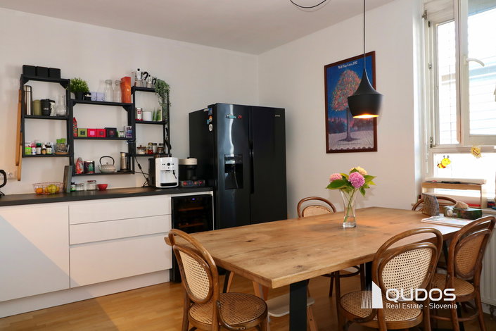 Lokacija: Ljubljana mesto, Center, Center