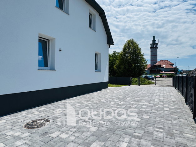 Lokacija: Gorenjska, Kranj, Zgornje Bitnje