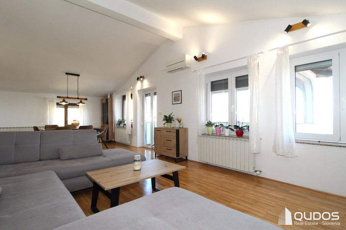 Lokacija: Obalno - kraška, Izola, Malija