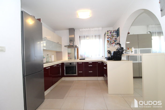 Lokacija: Obalno - kraška, Izola, Malija