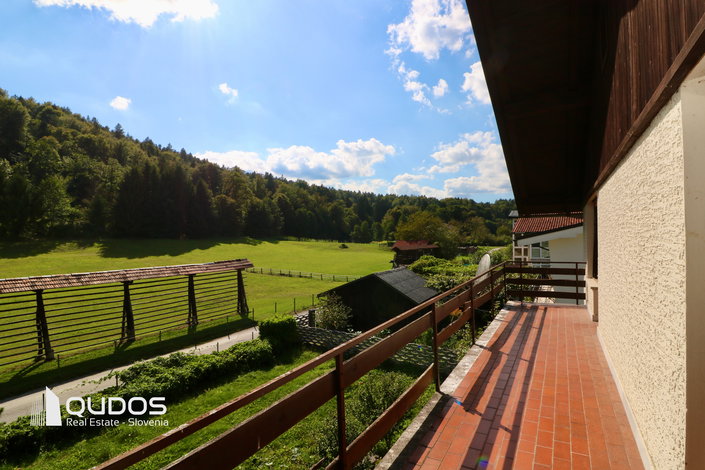 Lokacija: Ljubljana mesto, Šiška, Gunclje