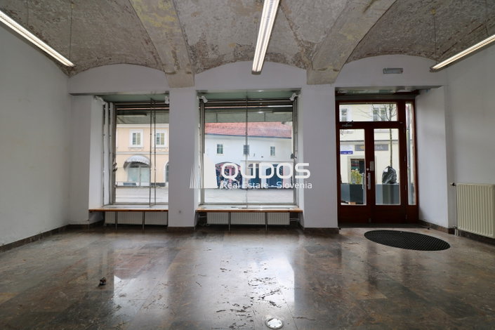 Lokacija: Gorenjska, Kranj, Center