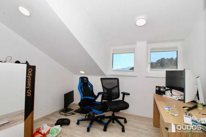 Lokacija: Ljubljana okolica, Log - Dragomer, Log pri Brezovici