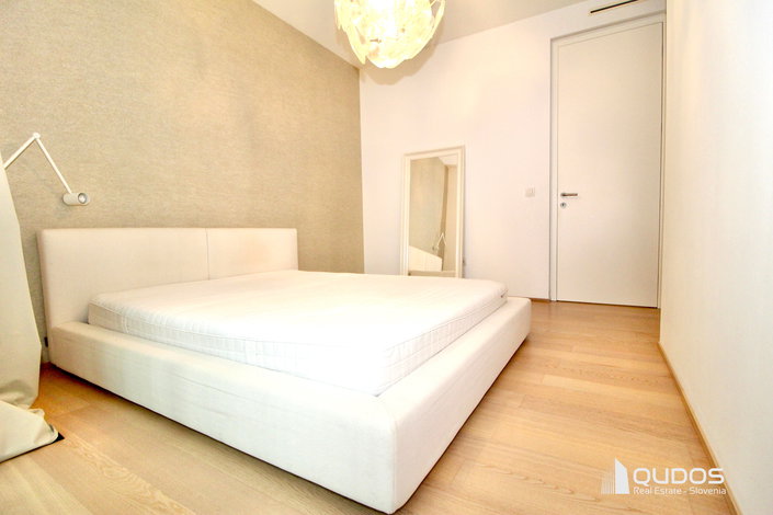 Lokacija: Ljubljana mesto, Center, Center