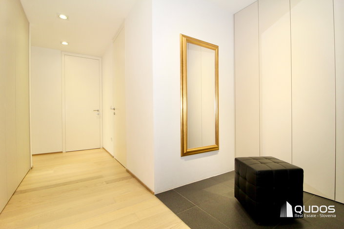 Lokacija: Ljubljana mesto, Center, Center