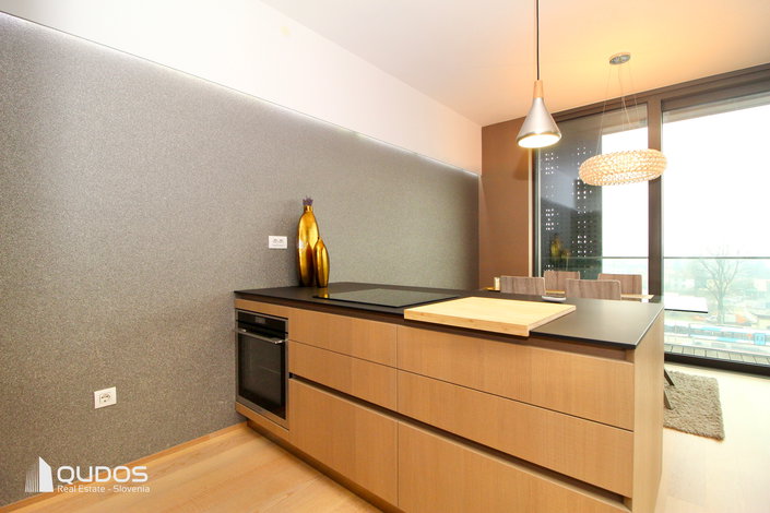 Lokacija: Ljubljana mesto, Center, Center