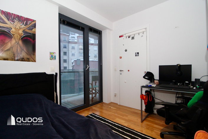 Lokacija: Ljubljana mesto, Bežigrad, Zupančičeva jama