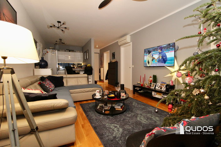 Lokacija: Ljubljana mesto, Bežigrad, Zupančičeva jama