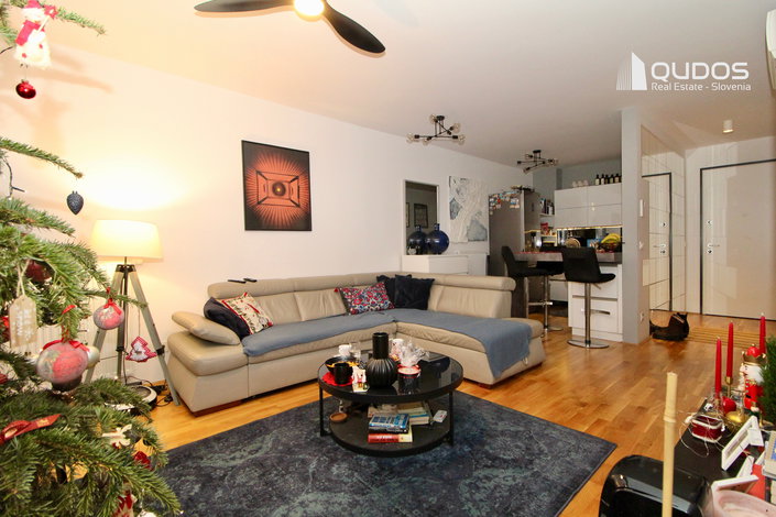 Lokacija: Ljubljana mesto, Bežigrad, Zupančičeva jama