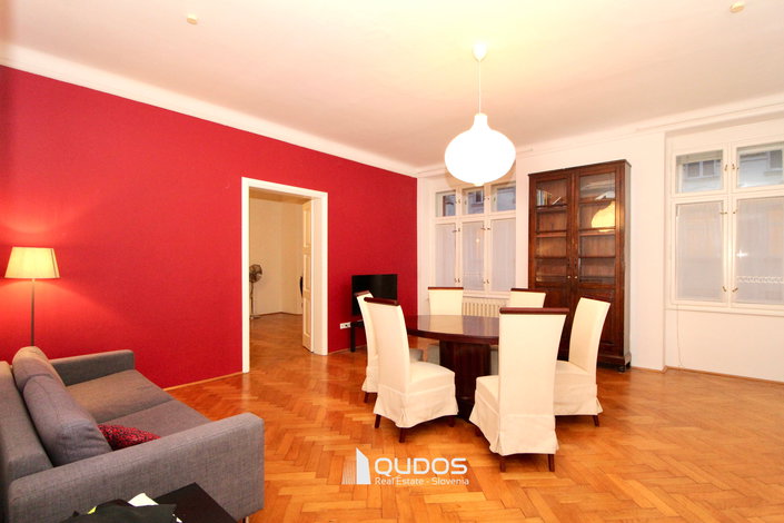 Lokacija: Ljubljana mesto, Center, Center