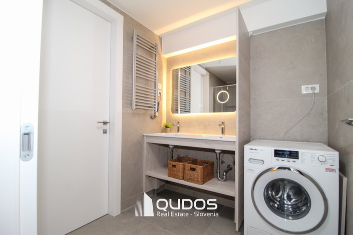 Lokacija: Ljubljana okolica, Kamnik, Kamnik