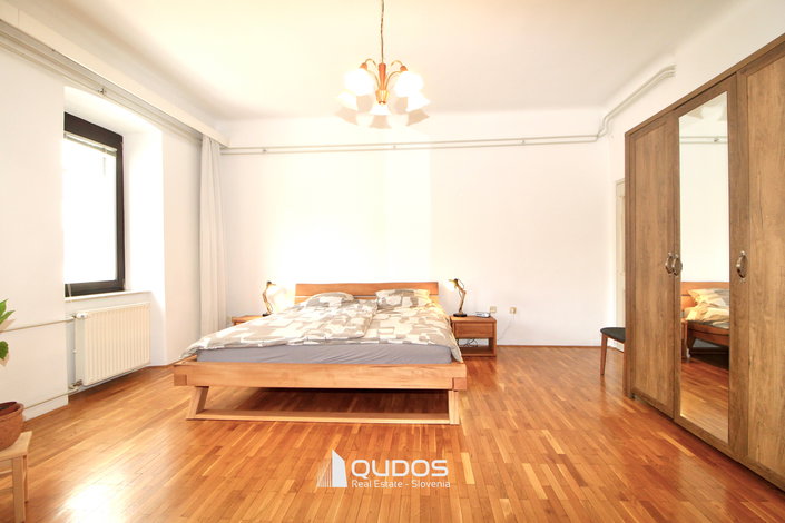 Lokacija: Ljubljana mesto, Šiška, Sp. Šiška